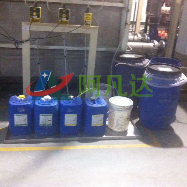 漆霧凝聚劑現(xiàn)場應用