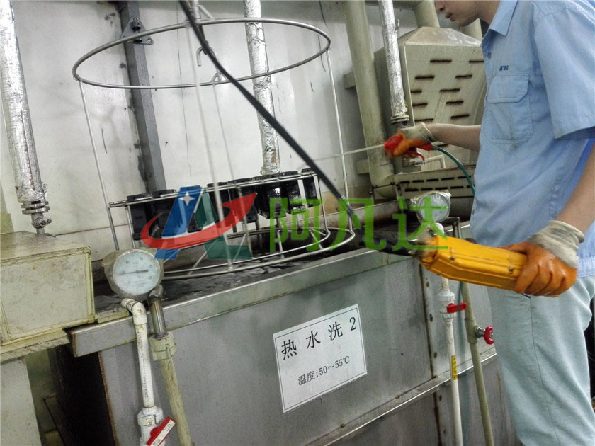 鏡面發(fā)黑現(xiàn)場應用